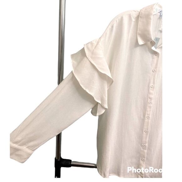 She + Sky White Button Down Blouse Size Small - Picture 4 of 6